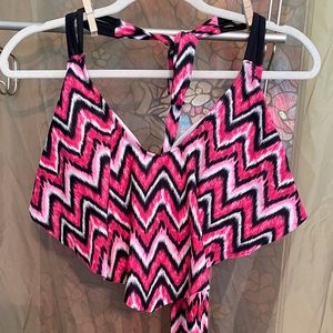 Essentials 2X ruffle bikini top - PRETTY!